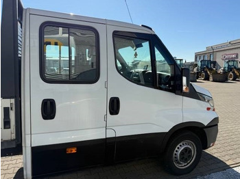 Kastenwagen Iveco Daily 35 S12: das Bild 4