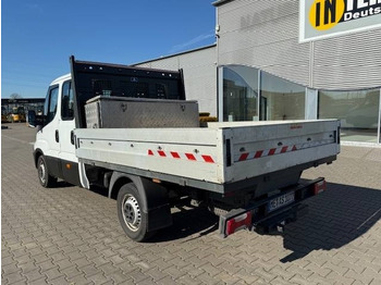 Kastenwagen Iveco Daily 35 S12: das Bild 2