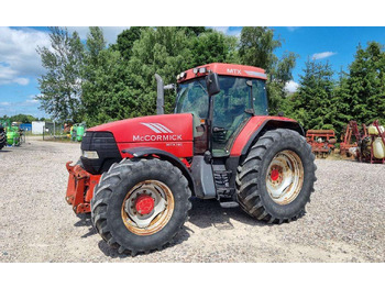 McCORMICK Traktor