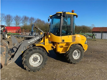 VOLVO L30B Radlader