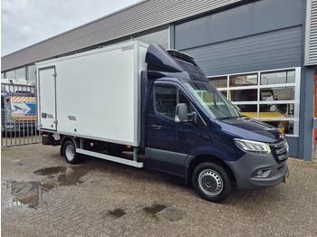 MERCEDES-BENZ Sprinter 519 Kühltransporter