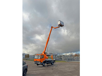 MERCEDES-BENZ LKW mit Arbeitsbühne