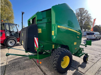 Rundballenpresse John Deere V451M nur 3244 Ballen!: das Bild 5