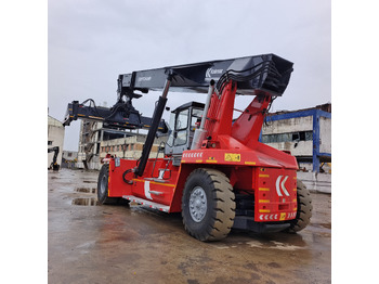 Reach stacker KALMAR DRF 450: das Bild 2