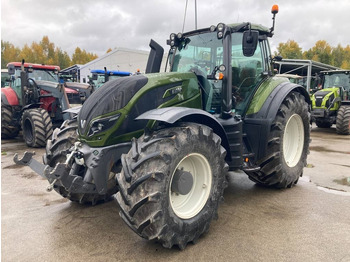 VALTRA T234 Traktor