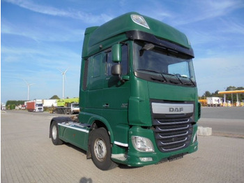 Sattelzugmaschine DAF XF 106.460 SUPER SPACE CAB: das Bild 3