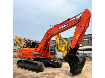 DOOSAN DX225LC Kettenbagger