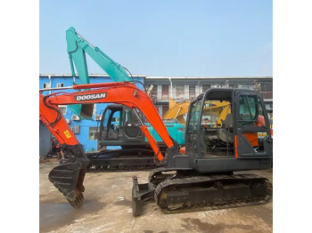 DOOSAN DX60 Kettenbagger