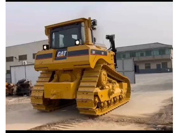 CATERPILLAR D8T Bulldozer