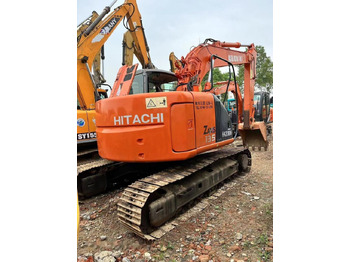 HITACHI ZX135 Kettenbagger