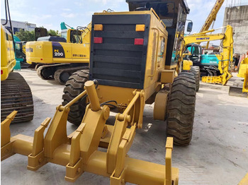 CATERPILLAR 140H Grader