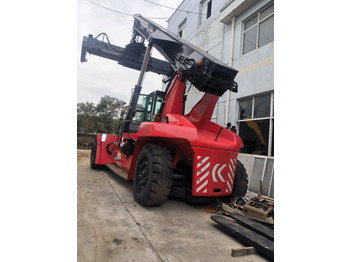 KALMAR Reach stacker