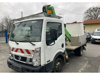 NISSAN LKW mit Arbeitsbühne