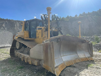 CATERPILLAR D6T Bulldozer