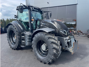 VALTRA T-series Traktor