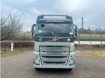 Volvo FH 540 6x4  Epsilon 150 Z  – Leasing Volvo FH 540 6x4  Epsilon 150 Z: das Bild 3