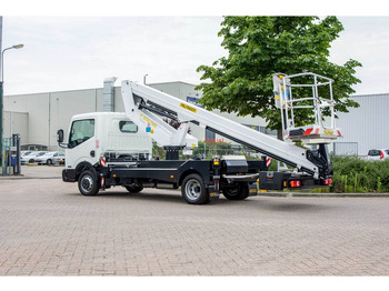 LKW mit Arbeitsbühne Palfinger P 200 T X E: das Bild 3