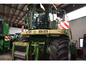 Krone Big X V8 – Leasing Krone Big X V8: das Bild 2