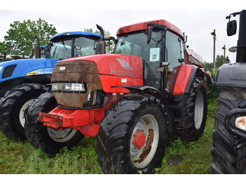 McCORMICK Traktor