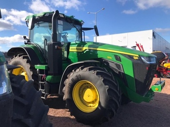 JOHN DEERE 8R 370 Traktor