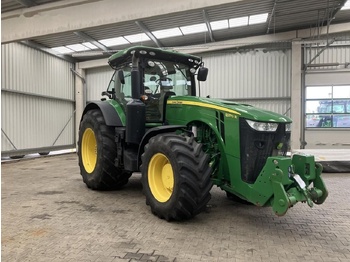 JOHN DEERE 8R 370 Traktor