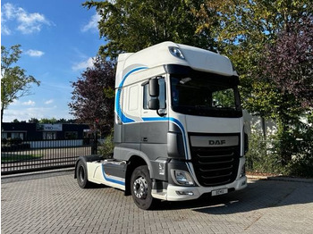 Sattelzugmaschine DAF XF 106 460 Super Space Cab 780.000km: das Bild 3