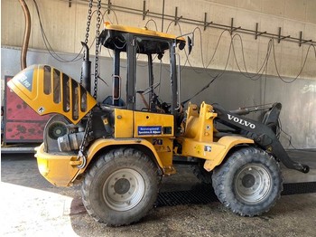 VOLVO L30B Radlader