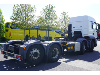 MAN TGS 35.420 8x2 E6 / last axle lifted and steered – Leasing MAN TGS 35.420 8x2 E6 / last axle lifted and steered: das Bild 5