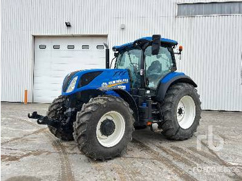 NEW HOLLAND T7 Traktor