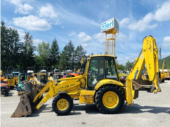 KOMATSU WB97 Baggerlader