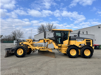 VOLVO Grader