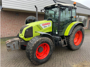 CLAAS Axos Traktor