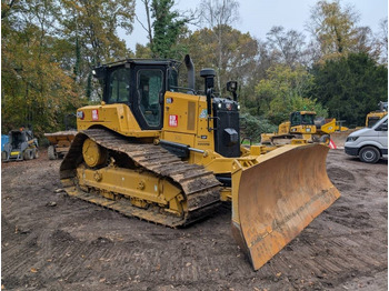 CATERPILLAR D6 Bulldozer