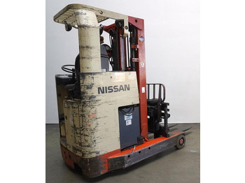 NISSAN Schubmaststapler