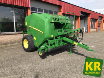 JOHN DEERE Rundballenpresse