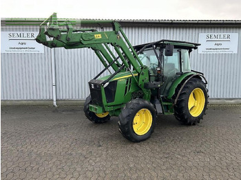 JOHN DEERE 5100M Traktor