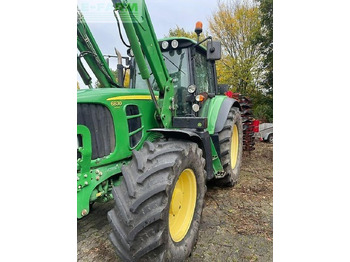 JOHN DEERE 6830 Traktor