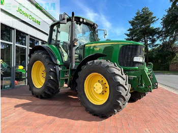 JOHN DEERE 6920 Traktor