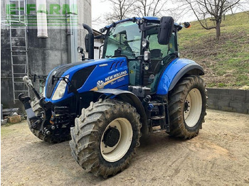 NEW HOLLAND T5 Traktor