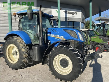 NEW HOLLAND T7.210 Traktor