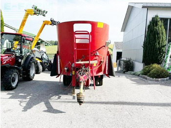 Fütterungstechnik Trioliet solomix 1000 futtermischwagen: das Bild 2