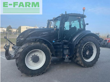 VALTRA T254 Traktor