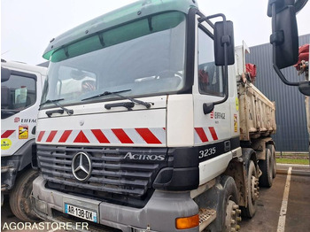 CAMION BENNE 8x4 - MERCEDES - ACTROS 3235 - 2002 / 531520 KM (MA668) – Leasing CAMION BENNE 8x4 - MERCEDES - ACTROS 3235 - 2002 / 531520 KM (MA668): das Bild 1