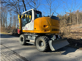 Mobilbagger LIEBHERR A 910 Compact Litronic: das Bild 5