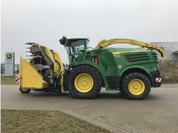 JOHN DEERE 8600 Feldhäcksler