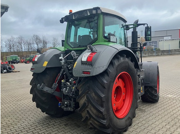 Traktor Fendt 826 Vario S4 Profi: das Bild 4