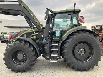 VALTRA Traktor