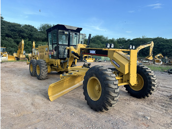 Grader CATERPILLAR 140K: das Bild 3