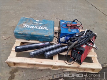 Baugeräte Sealey 230Volt Welder, Draper 230Volt Battery Charger/Starter, Makita TW1000 110Volt Impact Wrench, Sealey Micrometer Torqe Wrench (3 of): das Bild 4