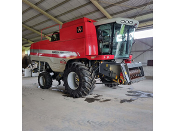 MASSEY FERGUSON Erntemaschine